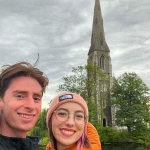 Meet your Posher, Adrienne